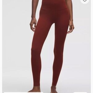Lululemon Women's High-Waisted Leggings - burgundy